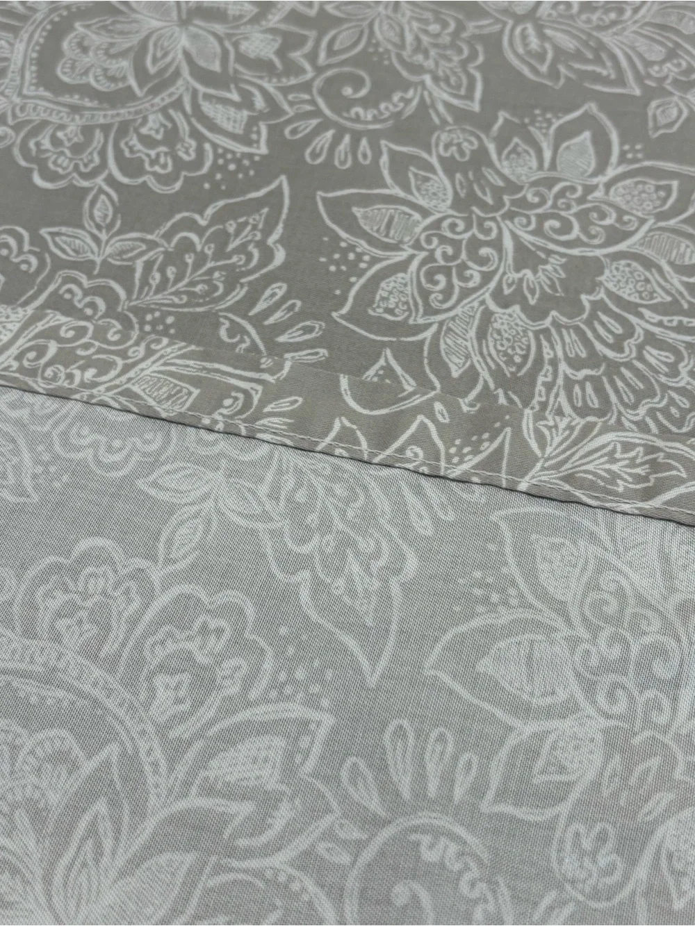 Better Homes And Garden King Size Flat Sheet Gray Floral 100% Cotton